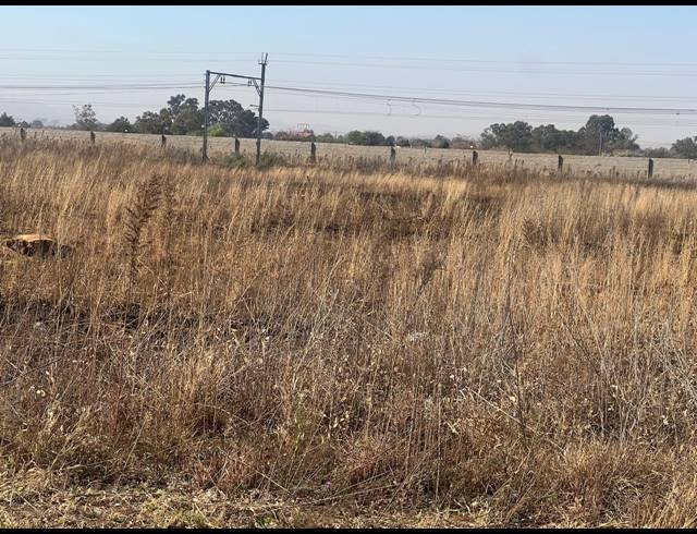 10,881M² VACANT LAND FOR SALE IN HIGHBURY